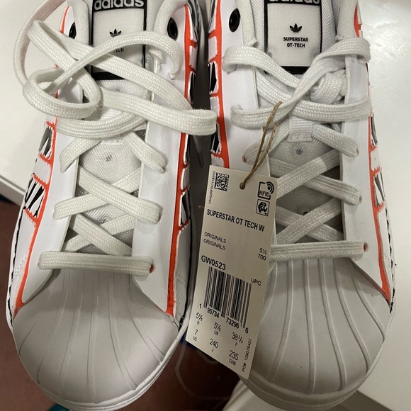 Addidas Superstar - Picture 2 of 5